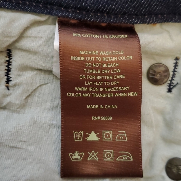 NWOT Kut Dark Denim boot cut Jean w/gold sticking - Picture 5 of 5